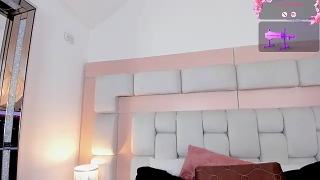 Arianna_Davis webcam