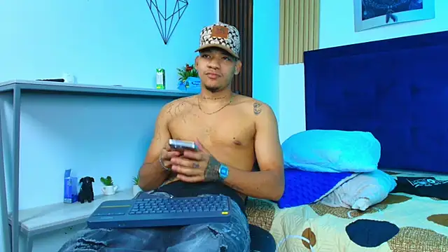 bick_jhonn webcam
