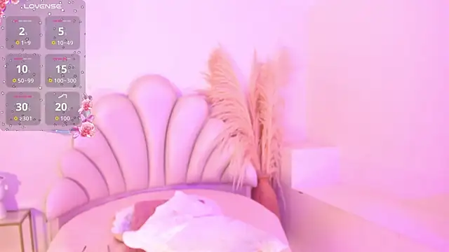 SelenaRogers webcam