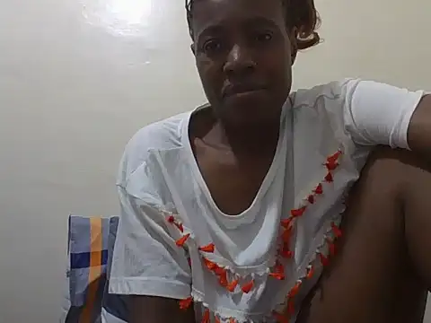 Eebony_Bubbly webcam