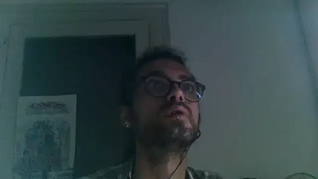 SamDr1nk0fficial webcam