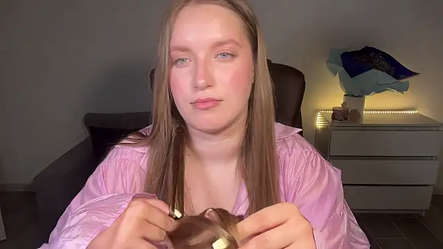 EvaMaddison webcam