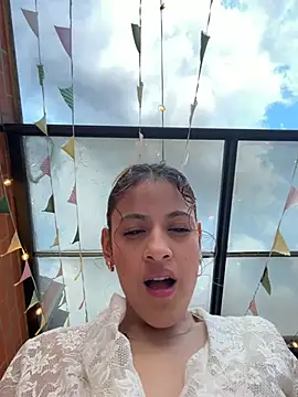 alana15 Live Web Cam Show