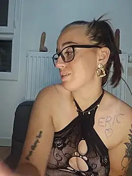 Lindsay_00off webcam