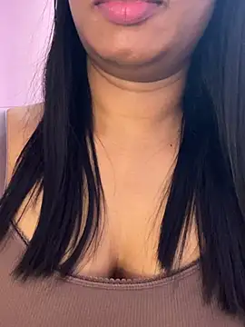 Tamil_Maaya webcam