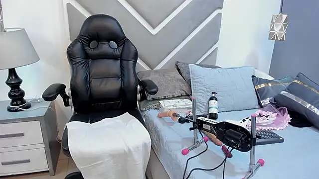 JunggSolhyum webcam