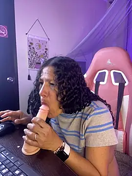 victorya_milf webcam