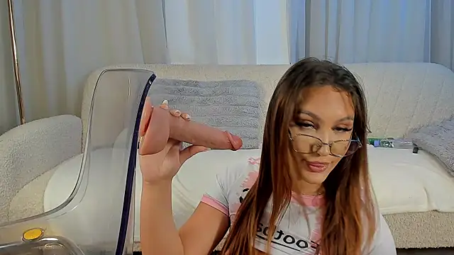 ValentinaMonroee webcam