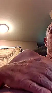 Joeyw57 webcam