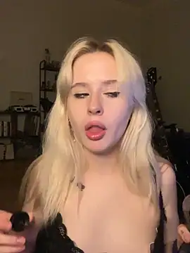 viviennedoll webcam