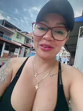 DIANITA_1988 Live Web Cam Show