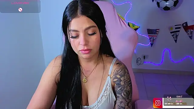 Victoryyy_ webcam