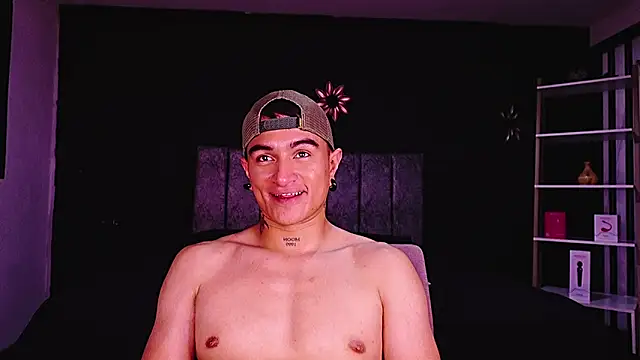 LiamDeep webcam