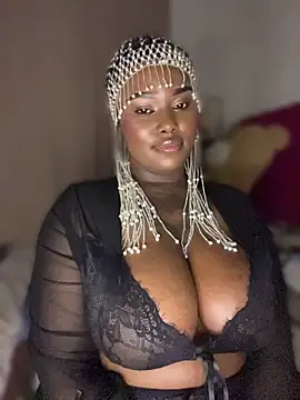 QUEEN_NOBUHLE_FEMDOM_777 webcam