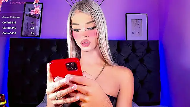 Kornylovee webcam