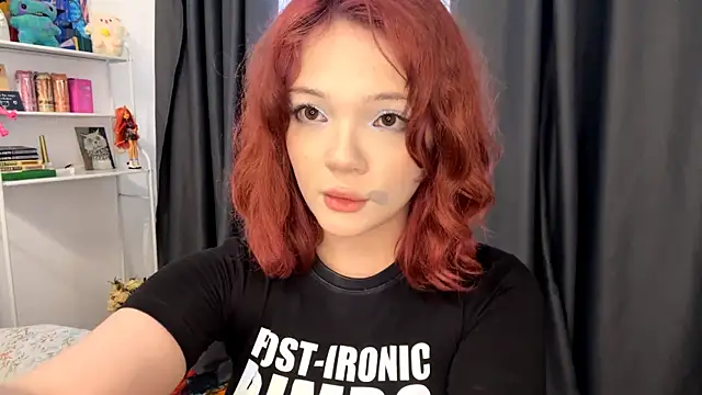 SmilingCutie webcam
