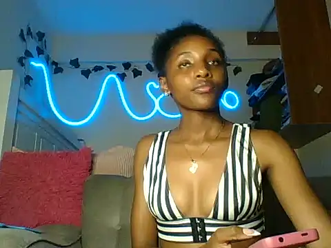 Velvet_peach webcam