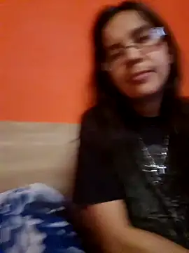rposhta1991 live cam on StripChat