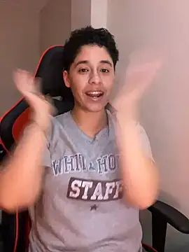 HUMANXTHING live cam on StripChat