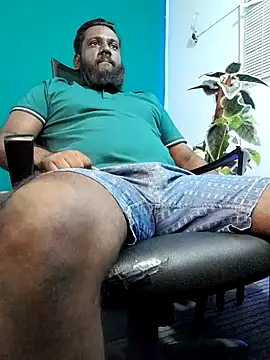 rayansmith_ (M young) - Rub bulge and spit cock