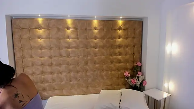 violet_giraldo webcam