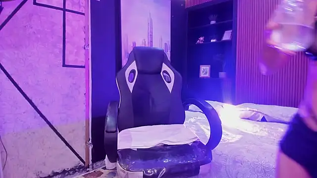MelodyPrice webcam