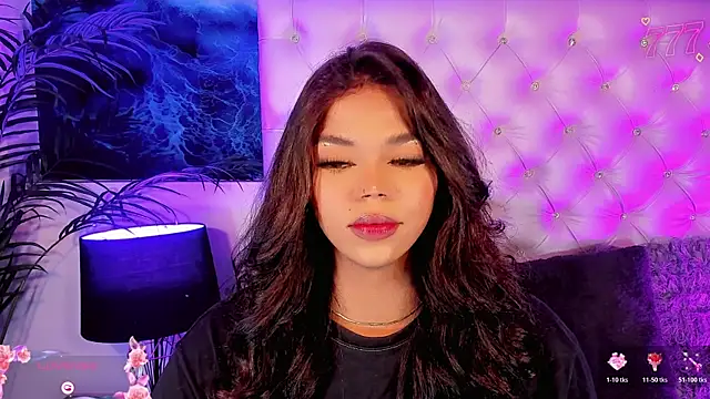 Keira_Fox31 webcam