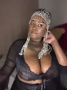QUEEN_NOBUHLE_FEMDOM_777 Live Web Cam Show