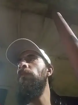 hairy_mannn webcam