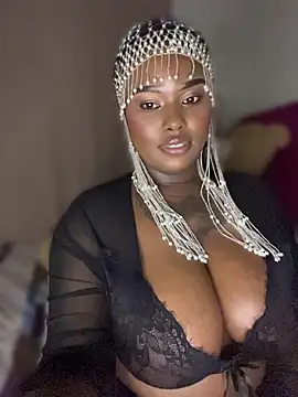 QUEEN_NOBUHLE_FEMDOM_777 Live Web Cam Show