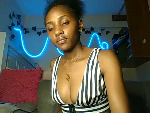 Velvet_peach webcam