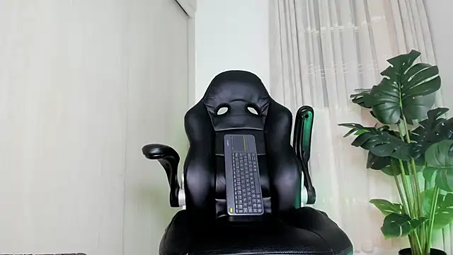 Biscuit_oliva webcam