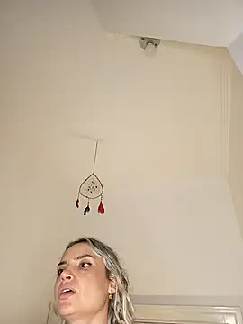 ASHLEY_BLAIR webcam