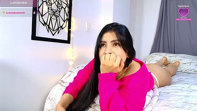 Cataliina_Santhana webcam