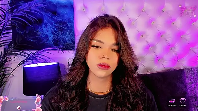 Keira_Fox31 webcam