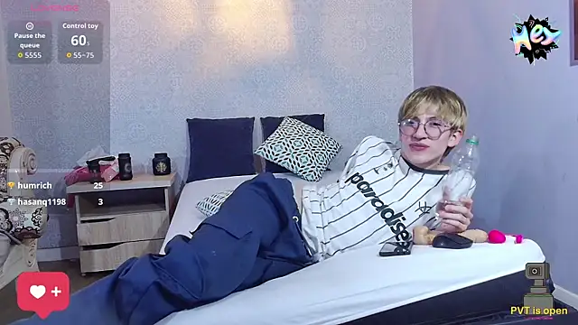 axell_stone_ webcam