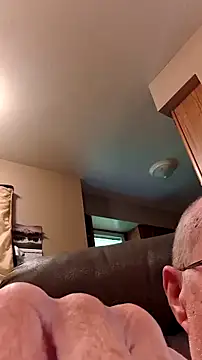 Joeyw57 webcam