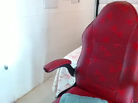 Katy_Jhomson webcam
