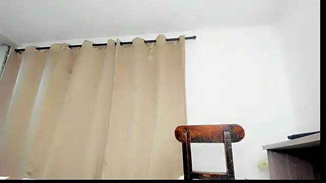 Genesis_Sandoval webcam