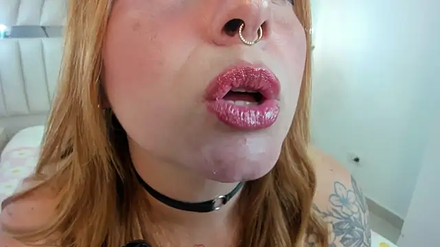 Paulette_roux webcam