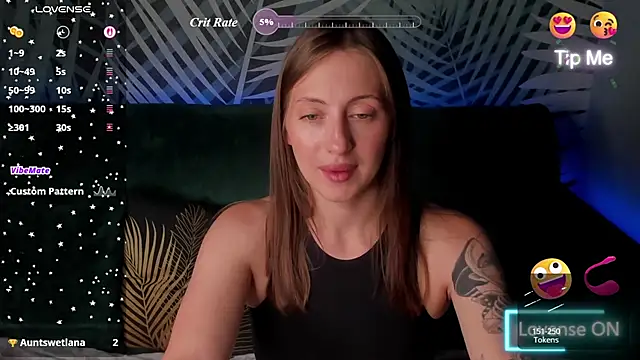 ChristyCrayme webcam