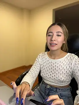 kloe__t18 webcam