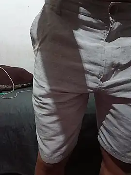 chocolate1973 webcam