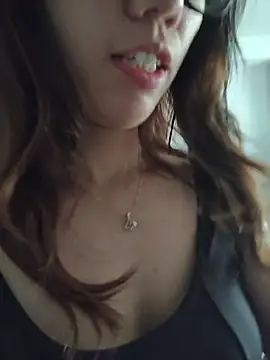 presale webcam