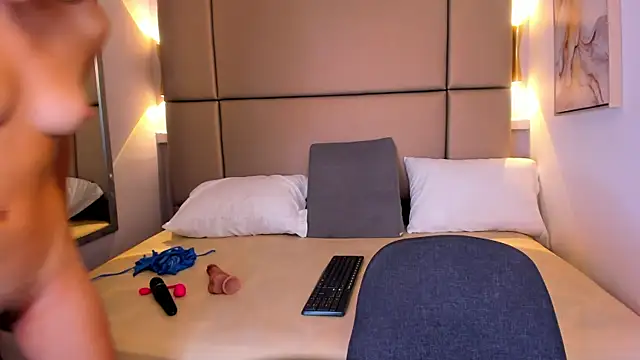 jazminmoree webcam
