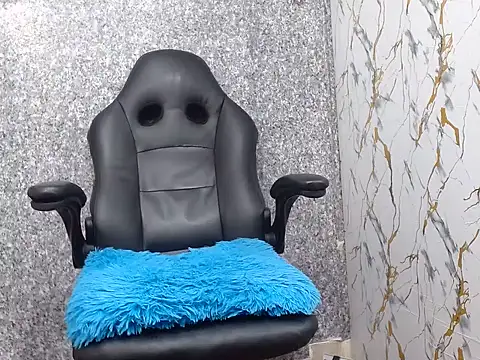 pbregon_boyx18 webcam