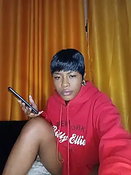 sexxyyraina_ webcam