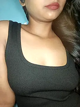 Naughty_sonaa's live stream