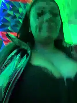 LIZ-06_ webcam
