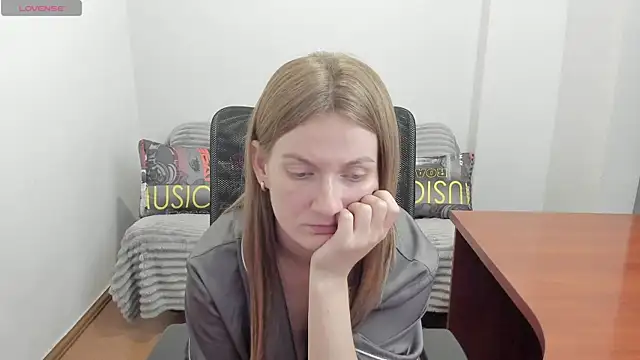 Alisha_Skyes webcam